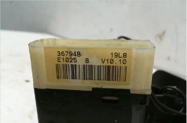 Commande essuie glace RENAULT SCENIC I Phase 1 09-1996--08-1999 1.6i 90ch occasion