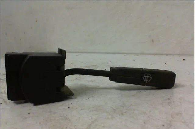 Commande essuie glace RENAULT SUPER 5 Phase 1 10-1984--12-1996 1.1 occasion