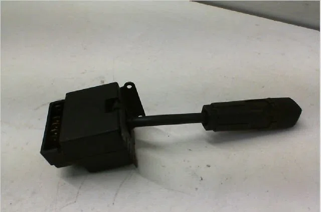 Commande essuie glace RENAULT SUPER 5 Phase 1 10-1984--12-1996 FIVE D occasion
