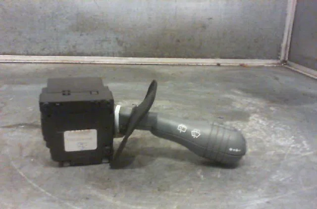 Commande essuie glace RENAULT TWINGO 2005 occasion