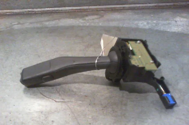 Commande essuie glace SEAT ALTEA Phase 1 04-2004--05-2009 occasion