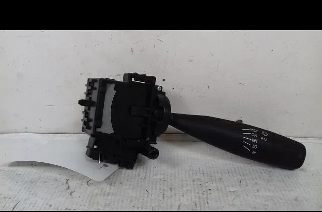 Commande essuie glace Suzuki CELERIO (LF) 1.0 (avk310) (2014) 5 portes occasion