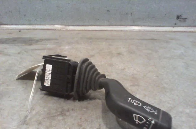 Commande essuie glace SUZUKI WAGON R 2005 occasion