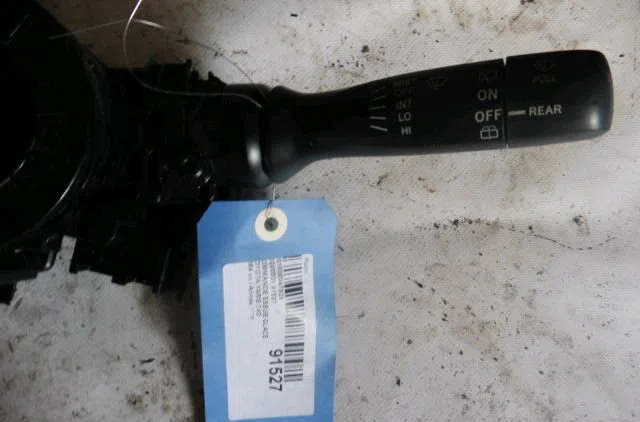 Commande essuie glace TOYOTA YARIS II 2008 occasion