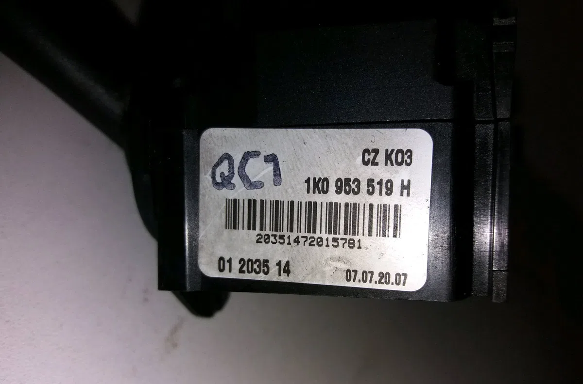 Commande essuie glace Volkswagen GOLF V (1K1) 2.0 tdi 16v (2003-2008) occasion