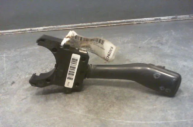 Commande essuie glace VOLKSWAGEN PASSAT 1998 occasion