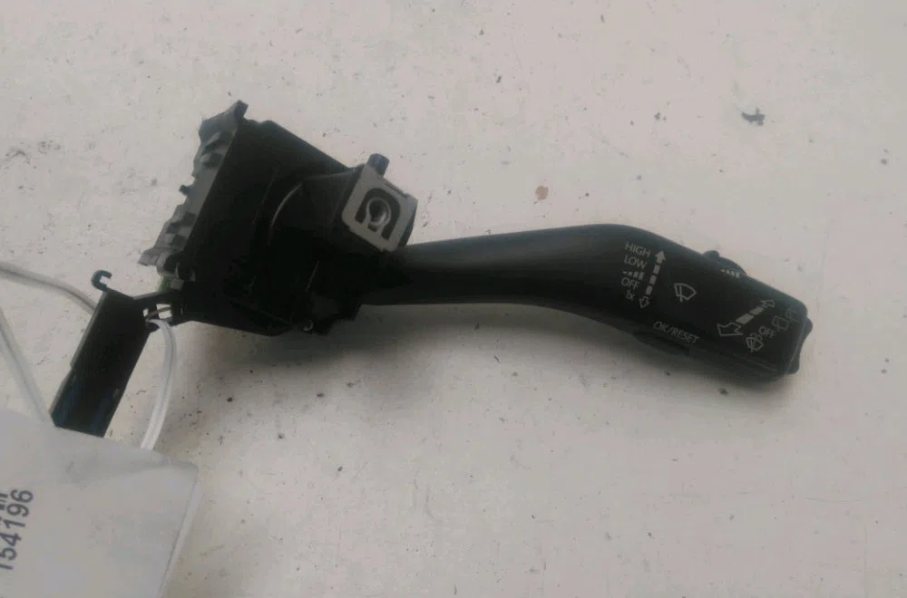 Commande essuie glace Volkswagen TOURAN (1T1, 1T2) 1.9 tdi (2003-2004) occasion