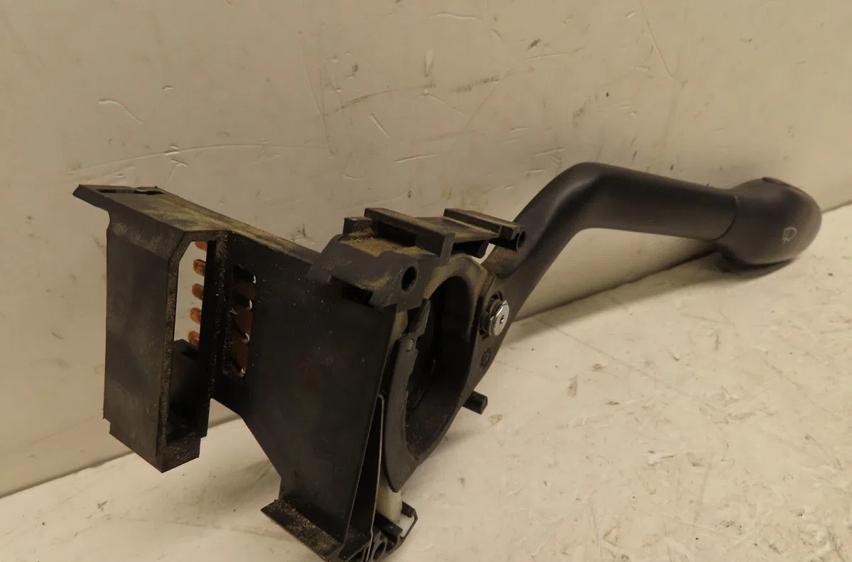 Commande essuie glace Volkswagen TRANSPORTER IV Camion plate-forme-Châssis (70E, 70L, 70M, 7D 2.5 tdi (1995-2003) occasi