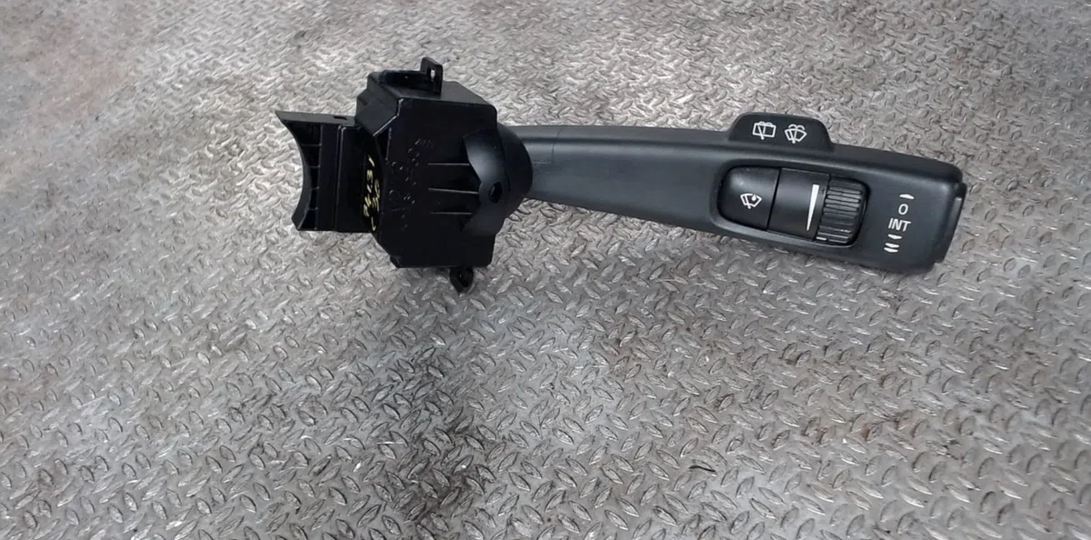 Commande essuie glace VOLVO C 30  C 30 PHASE 1 occasion