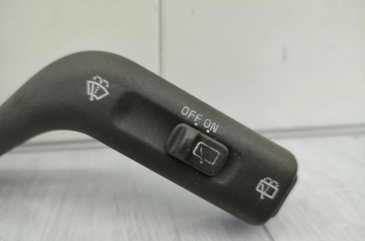 Commande essuie glace VOLVO V 40 1 PHASE 2 BREAK occasion