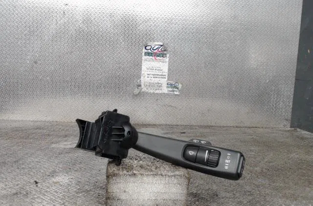 Commande essuie glace VOLVO V 50  V 50 PHASE 1 BREAK occasion