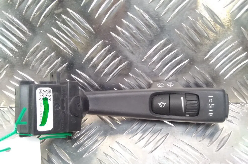 Commande essuie glace VOLVO V70 2010 occasion