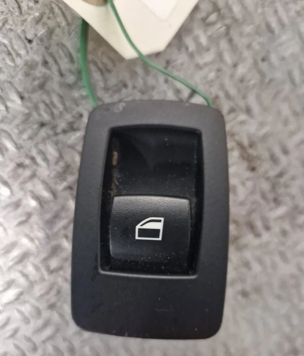 Commande leve-glace porte arrière droite Bmw 3 (E90) 320 d (2004-2011) occasion