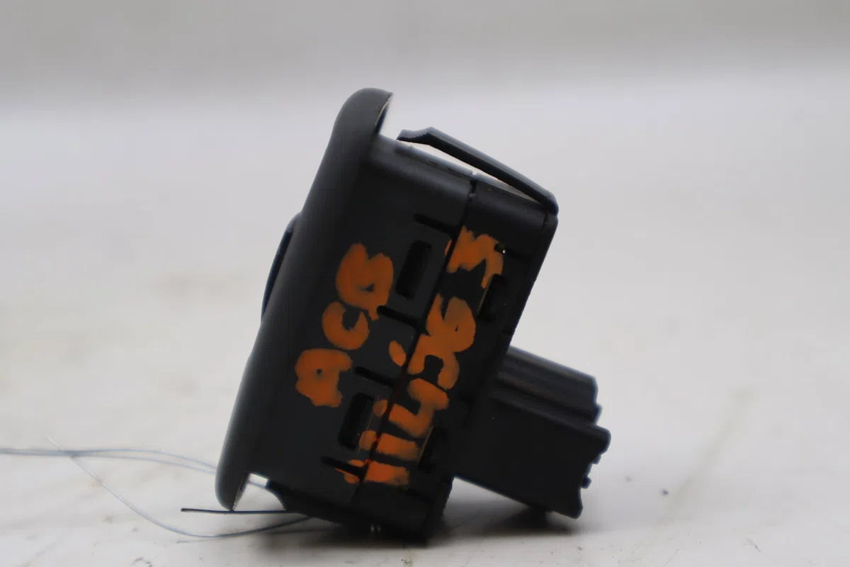 Commande leve-glace porte arrière droite Citroen C5 II (RC_) 1.6 hdi (rc8hzb) (2004-2008) occasion