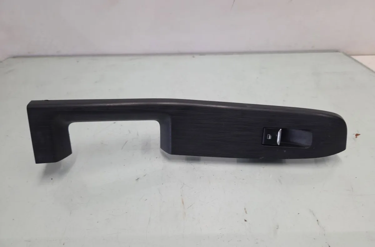 Commande leve-glace porte arrière droite FORD KUGA 3 PHASE 1 occasion