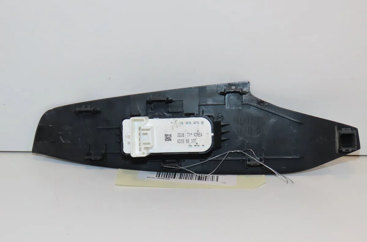 Commande leve-glace porte arrière droite Mazda 3 (BM, BN) 2.0 (2013-2019) occasion