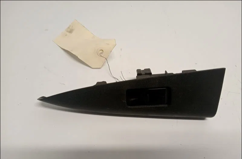 Commande leve-glace porte arrière droite Nissan NOTE (E11, NE11) 1.6 (2006-2012) occasion