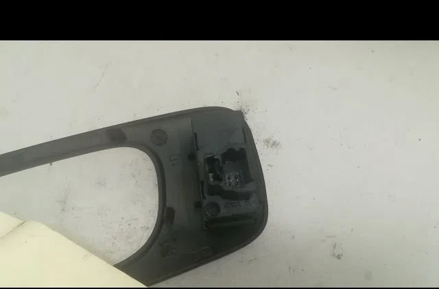 Commande leve-glace porte arrière droite Peugeot 307 (3A-C) 2.0 hdi 90 (2000-2007) 5 portes occasion