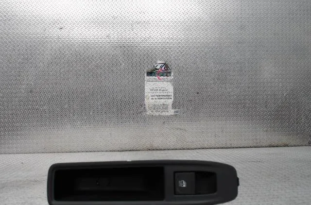Commande leve-glace porte arrière droite RENAULT CLIO 5 PHASE 1 occasion