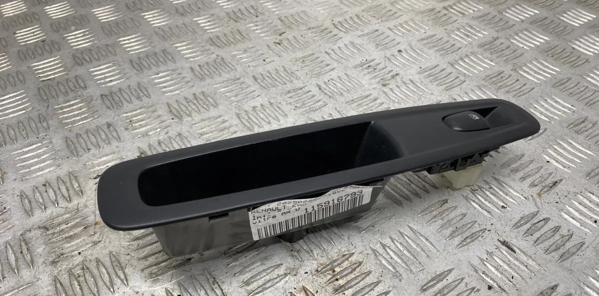 Commande leve-glace porte arrière droite RENAULT KADJAR PHASE 1 occasion — photo 3