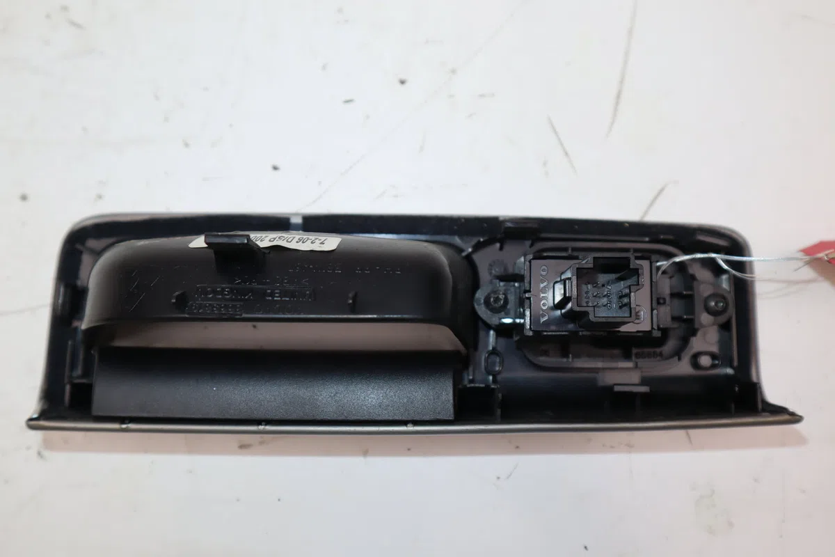 Commande leve-glace porte arrière droite Volvo V50 (545) 2.0 d (2004-2010) occasion