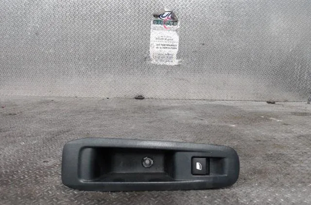 Commande leve-glace porte arrière gauche Citroen C4 I (LC_) 1.6 hdi (2004-2011) 5 portes occasion