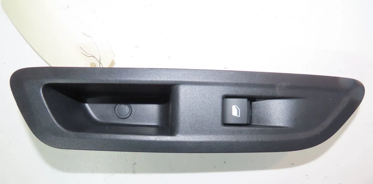 Commande leve-glace porte arrière gauche Citroën C4 III (BA_, BB_, BC_) 1.5 bluehdi 130 (bbyhzb) (2020) occasion