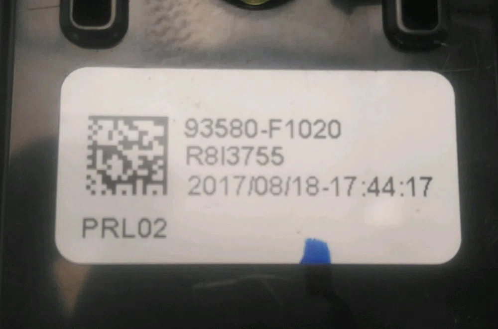 Commande leve-glace porte arrière gauche Kia SPORTAGE IV (QL, QLE) 1.7 crdi (2015) occasion