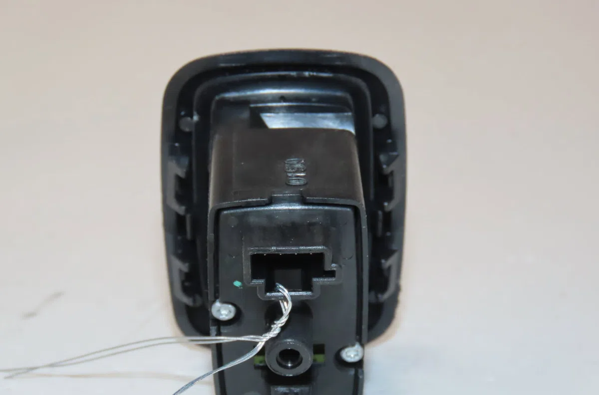 Commande leve-glace porte arrière gauche Mercedes-benz CLASSE A (W169) A 180 cdi (169.007, 169.307) (2004-2012) 5 portes