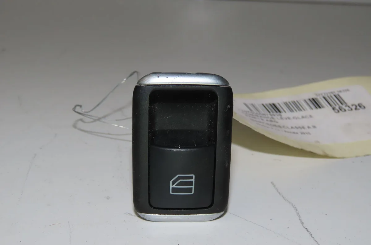 Commande leve-glace porte arrière gauche Mercedes-benz CLASSE A (W176) A 160 cdi - d (176.011) (2013-2018) occasion