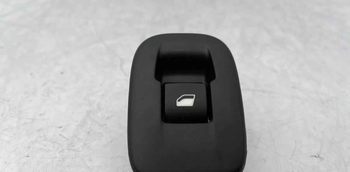 Commande leve-glace porte arrière gauche PEUGEOT 208 1 PHASE 2 occasion