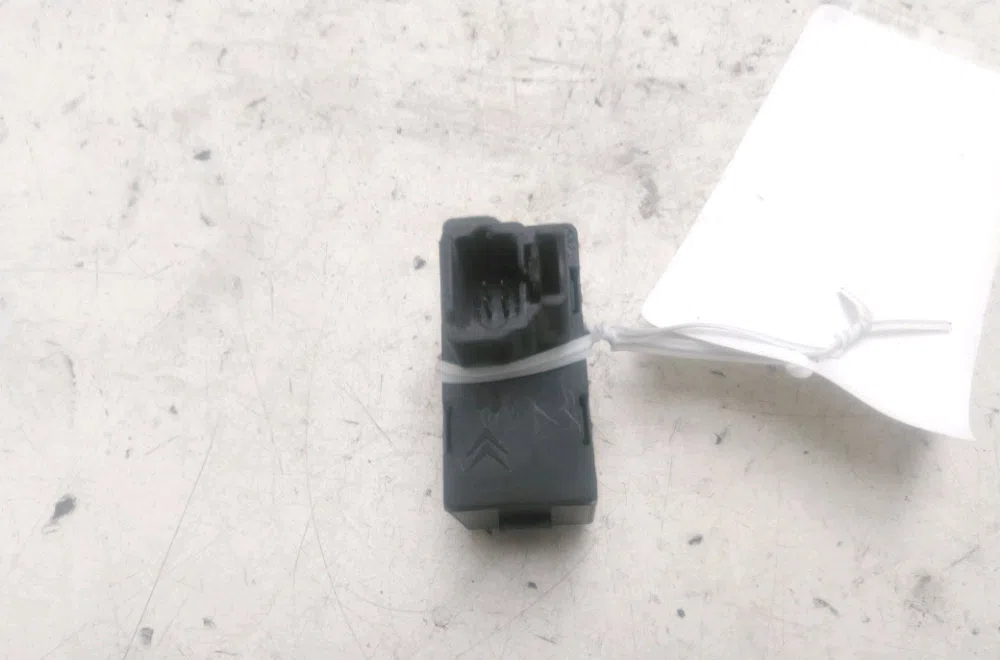 Commande leve-glace porte arrière gauche Peugeot 307 (3A-C) 2.0 hdi 110 (2000-2007) occasion