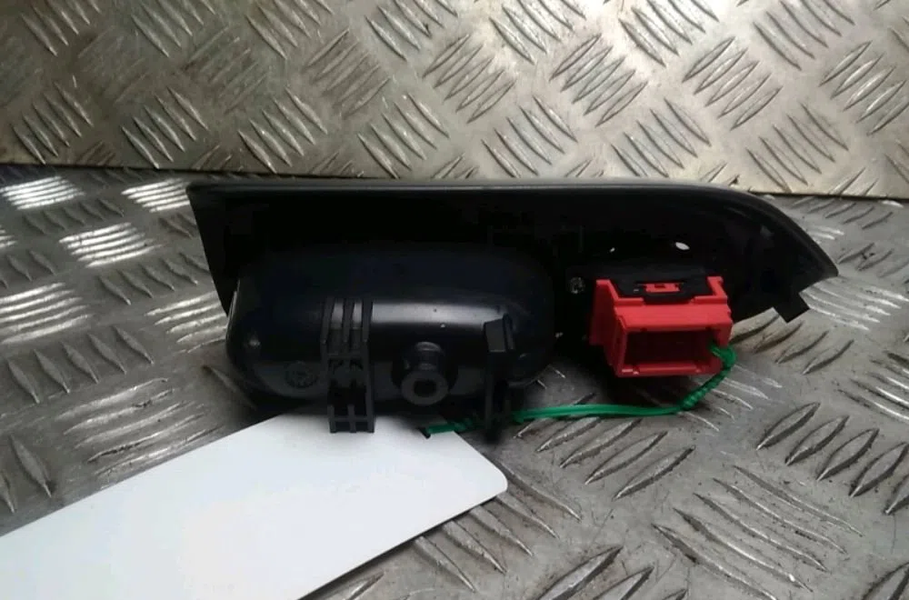 Commande leve-glace porte arrière gauche Renault LAGUNA I (B56_, 556_) 1.6 16v (b568, b561) (1997-2001) occasion