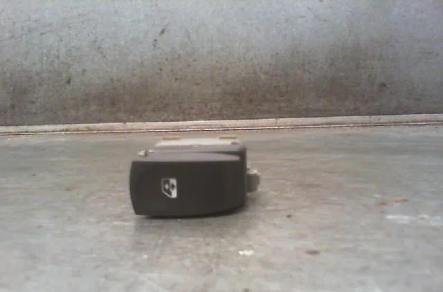 Commande leve-glace porte arrière gauche RENAULT MODUS Phase 1 09-2004--12-2007 occasion
