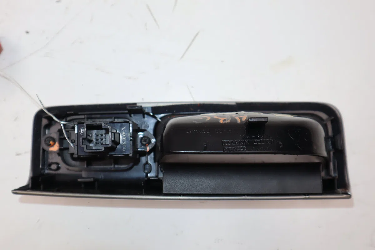 Commande leve-glace porte arrière gauche Volvo V50 (545) 2.0 d (2004-2010) occasion