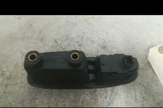 Commande lève-glace porte avant droite Alfa romeo 159 Sportwagon (939_) 1.9 jtdm 16v (939bxc1b, 939bxc12) (2006-2011) oc