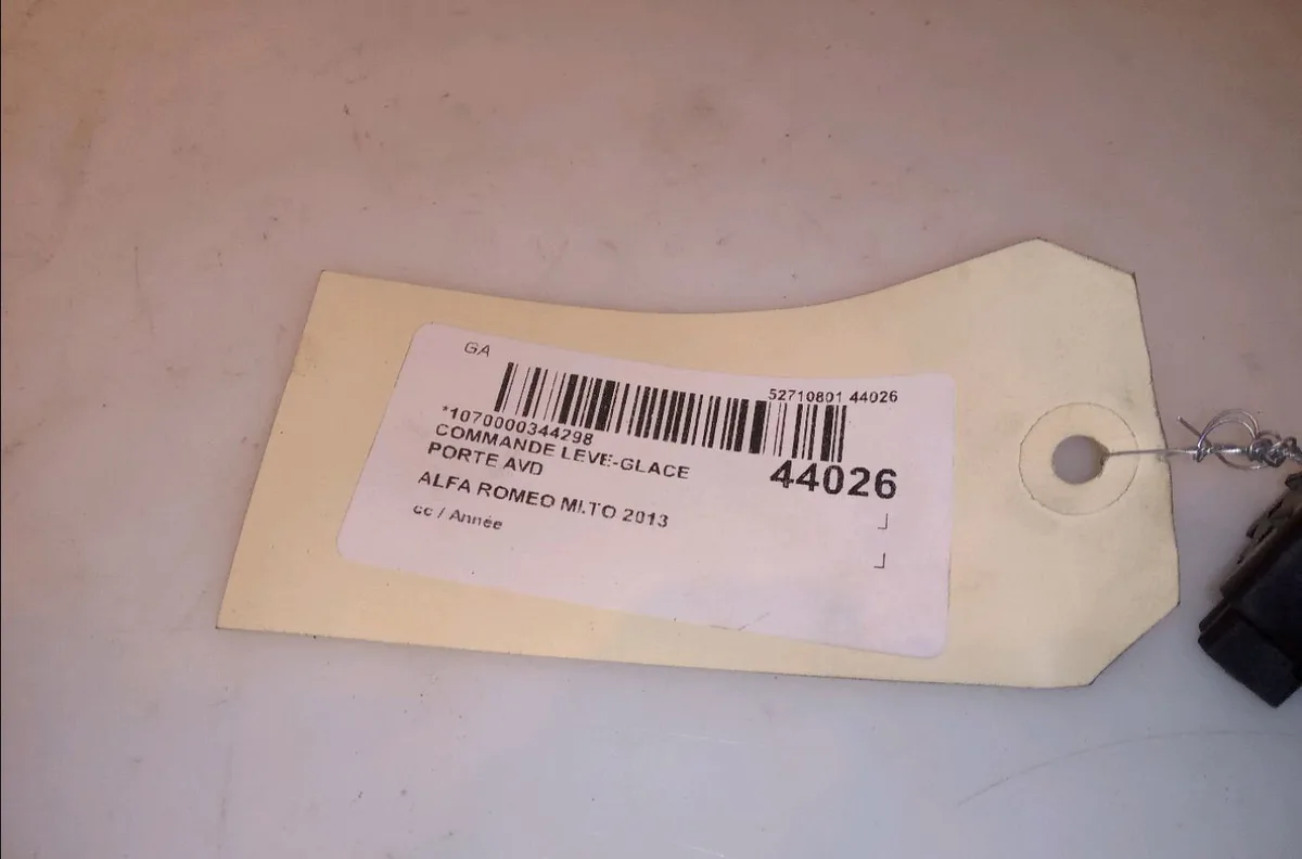Commande lève-glace porte avant droite Alfa romeo MITO (955_) 0.9 twinair (955axy1b) (2013-2018) occasion