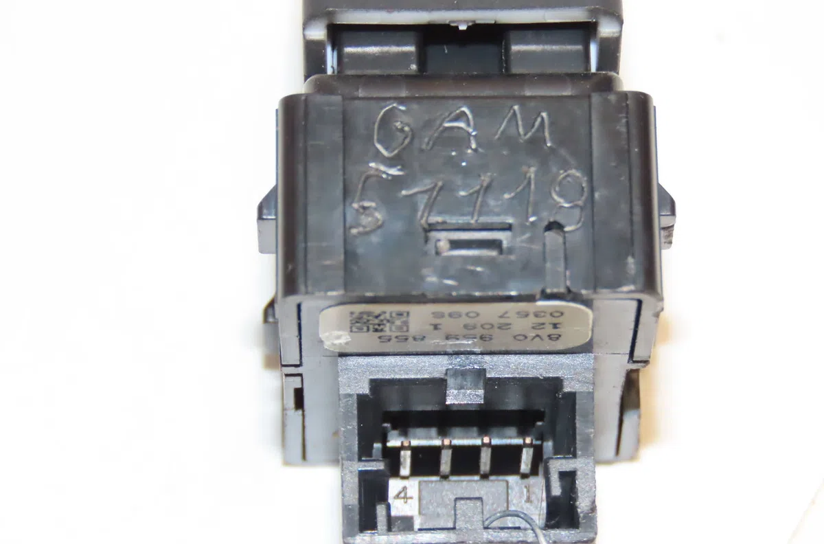 Commande lève-glace porte avant droite Audi A3 (8V1, 8VK) 1.4 tfsi (2012-2014) occasion