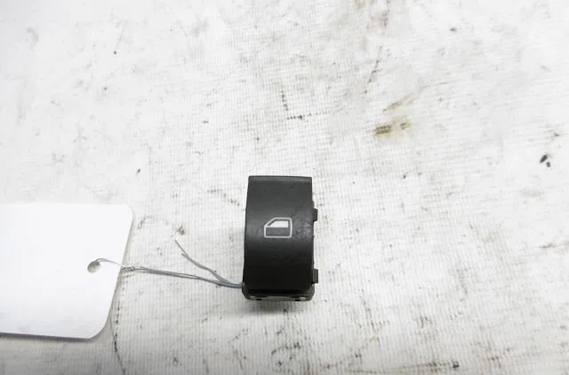Commande lève-glace porte avant droite AUDI A4 2003 occasion