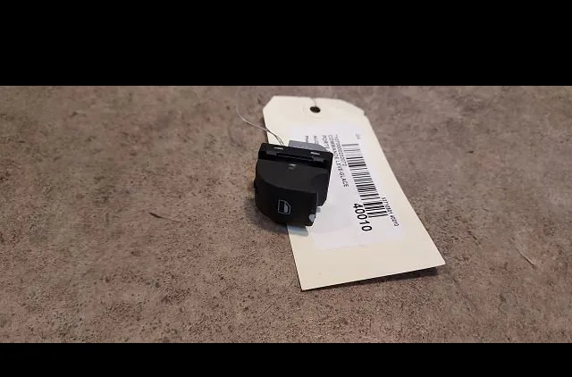 Commande lève-glace porte avant droite Audi A6 C6 (4F2) 2.4 (2004-2008) occasion