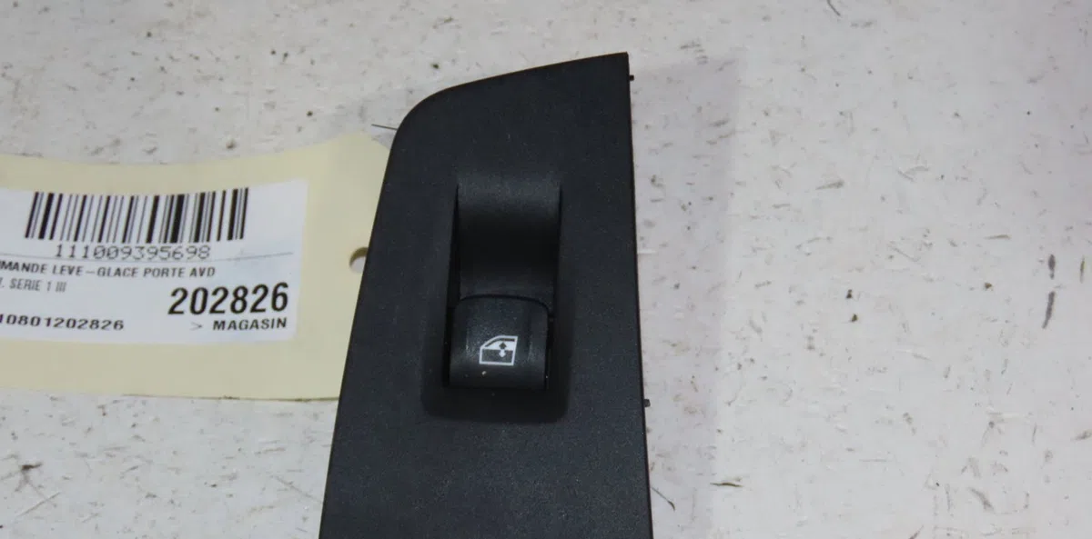 Commande lève-glace porte avant droite Bmw 1 (F40) 118 i (2019) 5 portes occasion