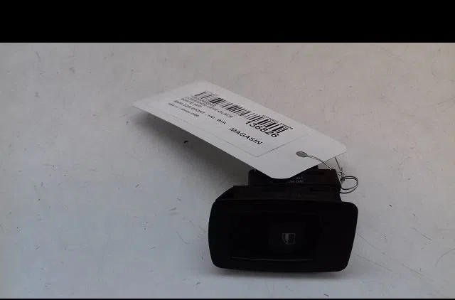 Commande lève-glace porte avant droite Bmw 3 (E90) 320 i (2004-2007) occasion