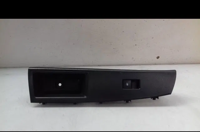Commande lève-glace porte avant droite Chevrolet CRUZE 3-5 portes (J305) 1.7 d (2012-2015) occasion