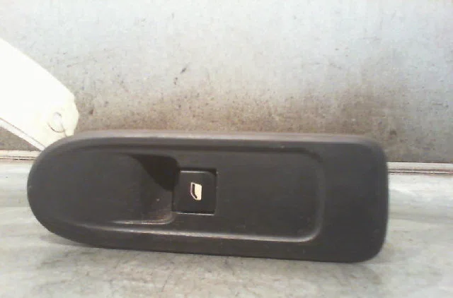 Commande lève-glace porte avant droite CITROEN C5 2008 occasion