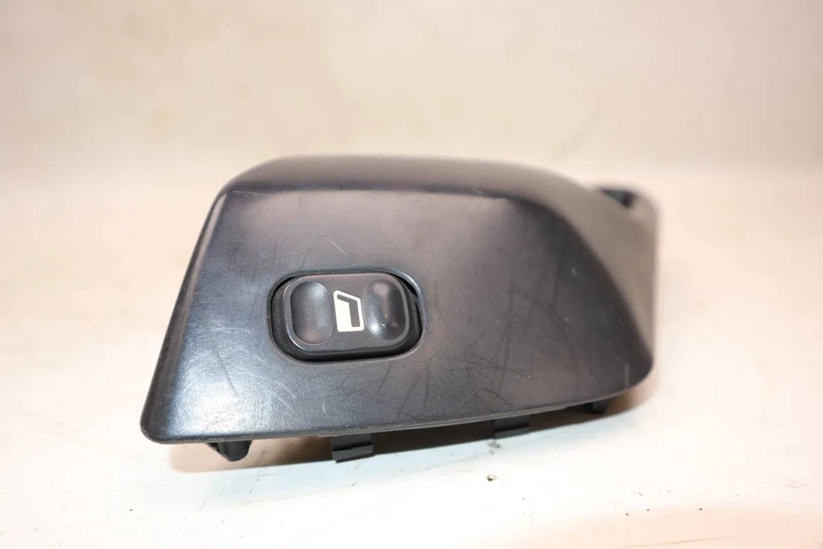 Commande lève-glace porte avant droite Citroën XANTIA (X1_, X2_) 2.0 hdi 109 (1999-2003) occasion