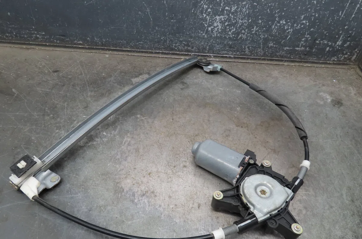Commande lève-glace porte avant droite Citroën ZX (N2) 1.4 i (1991-1997) 5 portes occasion