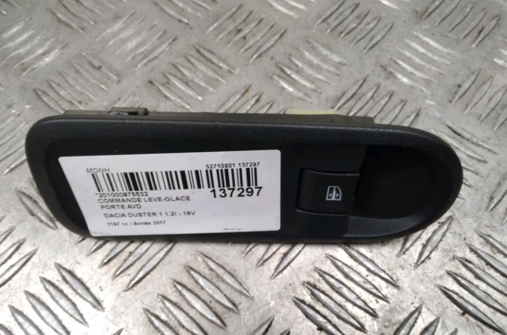 Commande lève-glace porte avant droite Dacia DUSTER (HS_) 1.2 tce 125 (2013-2018) occasion