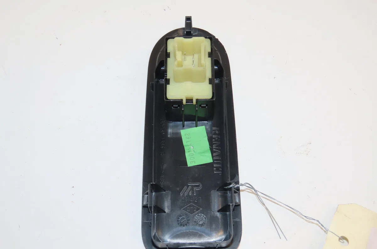 Commande lève-glace porte avant droite Dacia DUSTER (HS_) 1.5 dci (2010-2018) occasion