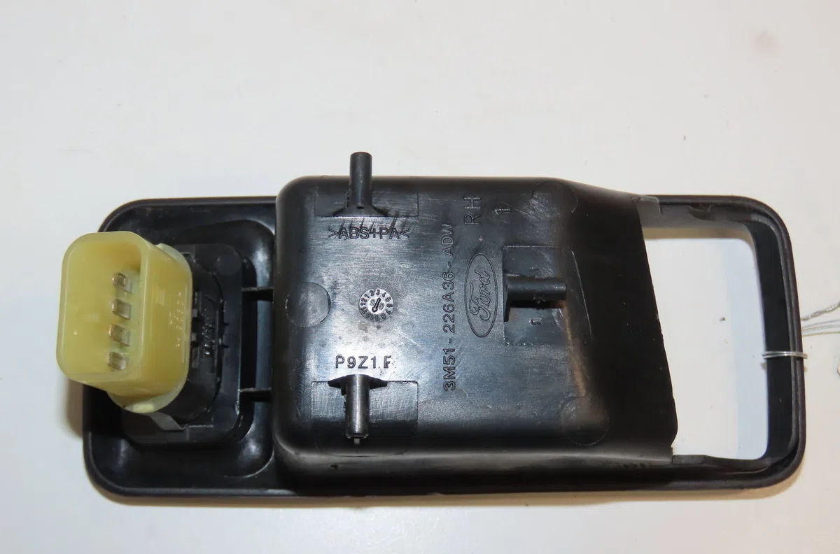 Commande lève-glace porte avant droite Ford FOCUS C-MAX (DM2) 1.8 tdci (2005-2007) 5 portes occasion