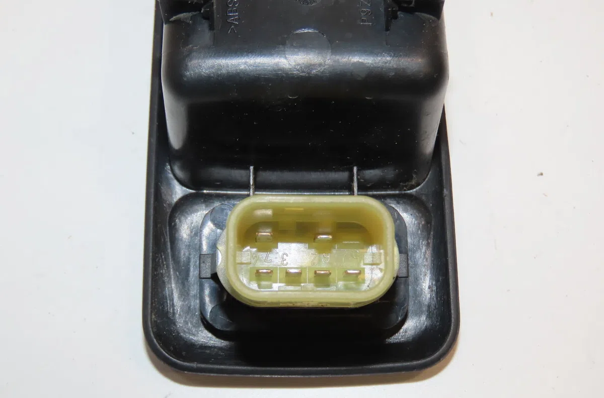 Commande lève-glace porte avant droite Ford FOCUS C-MAX (DM2) 1.8 tdci (2005-2007) 5 portes occasion